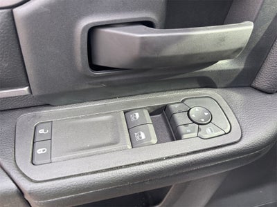 2026 RAM 5500HD Tradesman DRW 4x2 / 6.4L Hemi V8 / 120" CA Chassis