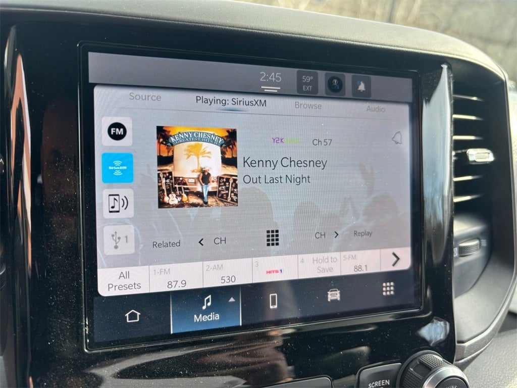 2026 RAM 5500HD Tradesman DRW 4x2 / 6.4L Hemi V8 / 120" CA Chassis