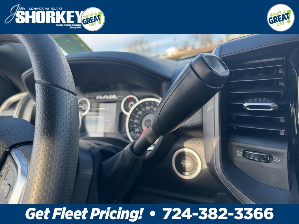 2026 RAM 5500HD Tradesman DRW 4x2 / 6.4L Hemi V8 / 120" CA Chassis