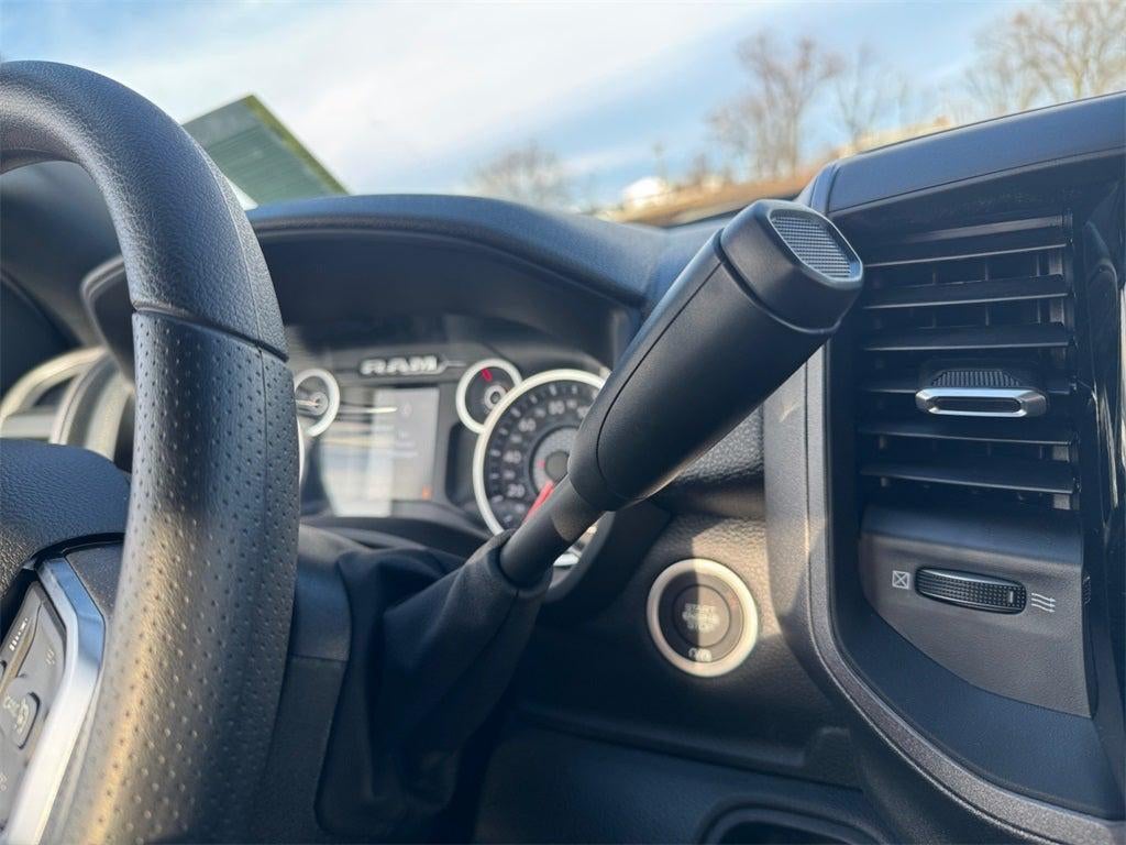 2026 RAM 5500HD Tradesman DRW 4x2 / 6.4L Hemi V8 / 120" CA Chassis