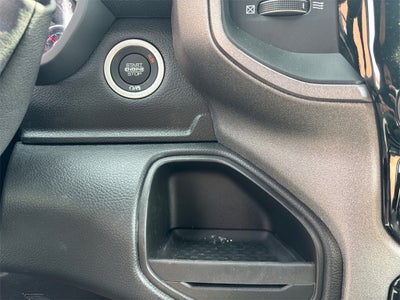 2026 RAM 5500HD Tradesman DRW 4x2 / 6.4L Hemi V8 / 120" CA Chassis