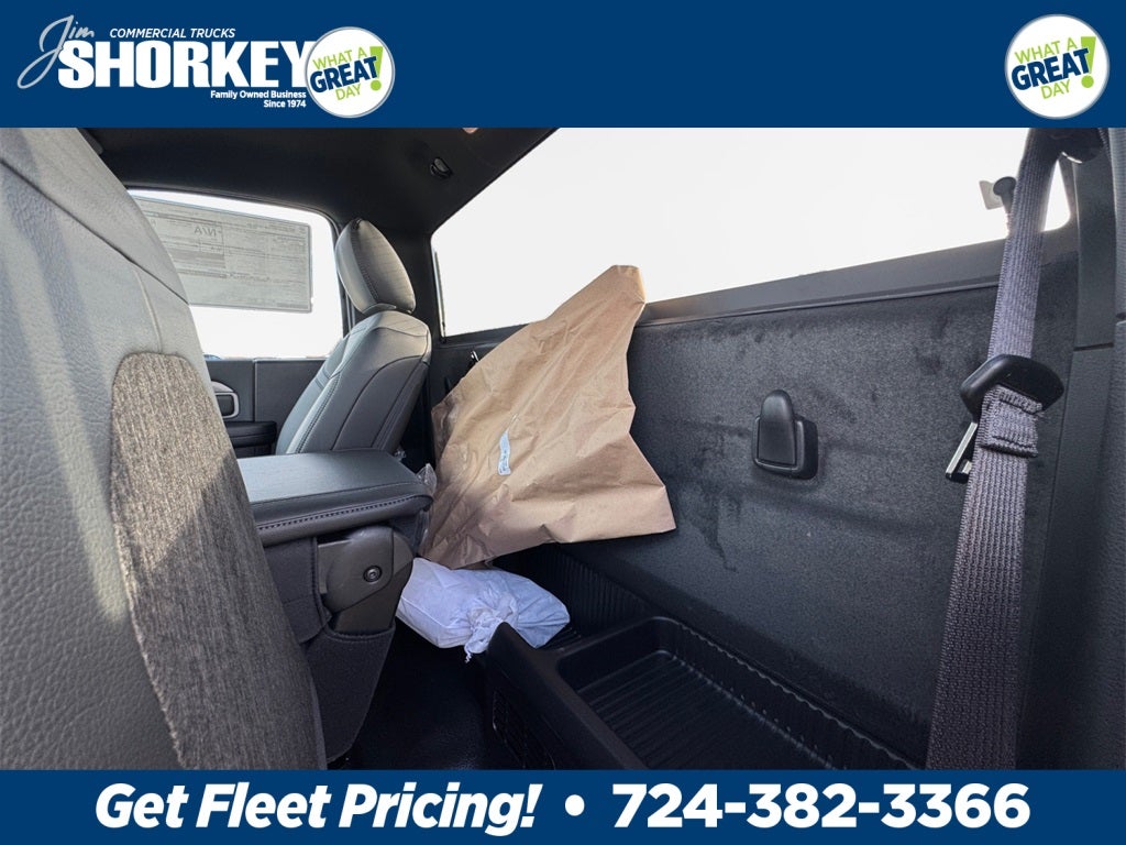 2026 RAM 5500HD Tradesman DRW 4x2 / 6.4L Hemi V8 / 120" CA Chassis