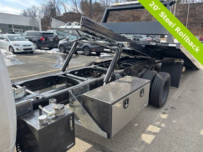 2026 RAM 5500HD Tradesman DRW 4x2 / 6.4L Hemi V8 / 120" CA Chassis