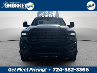 2026 RAM 5500HD Tradesman DRW 4x2 / 6.4L Hemi V8 / 120" CA Chassis