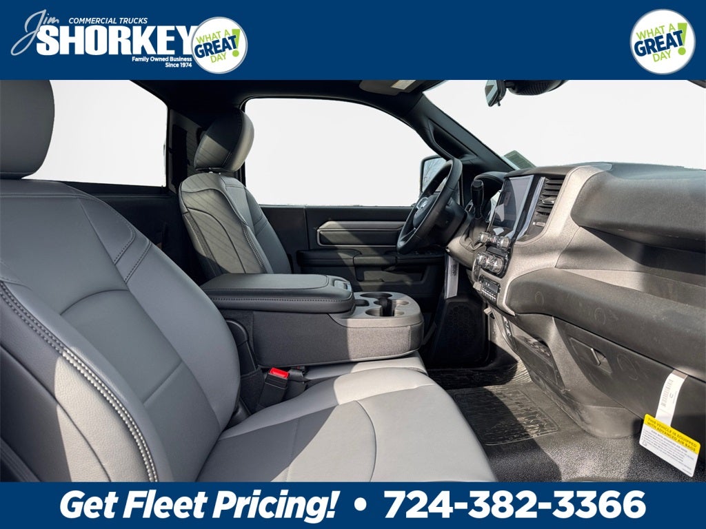 2026 RAM 5500 Tradesman DRW 4x4 / 6.7L Diesel / 60" CA Chassis