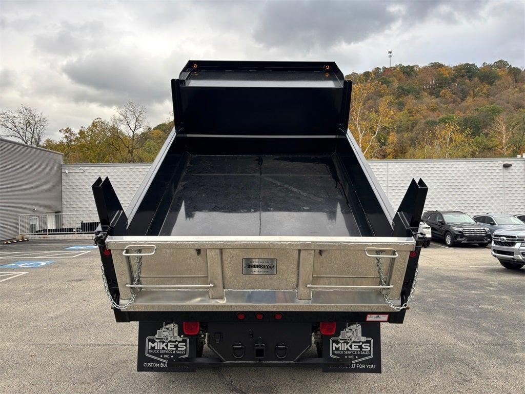 2026 RAM 5500 Tradesman DRW 4x4 / 6.7L Diesel / 9'6" Steel Dump