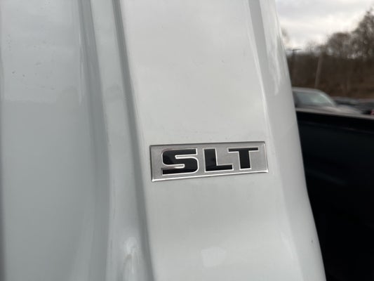 2023 RAM 5500HD SLT 4x4 / 6.4L Hemi / 20' Steel Rollback in North Huntingdon, PA - Jim Shorkey Auto Group