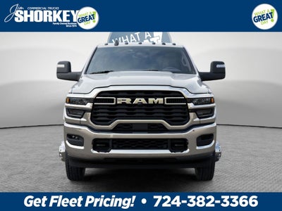 2026 RAM 5500HD Big Horn DRW 4x4 / 6.7L Diesel / 120" CA Chassis