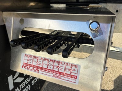 2026 RAM 5500HD Big Horn DRW 4x4 / 6.7L Diesel / 20' Steel Rollback