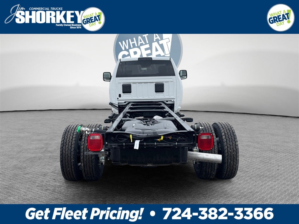 2026 RAM 5500HD Tradesman DRW 4x4 / 6.7L Diesel / 120" CA Chassis