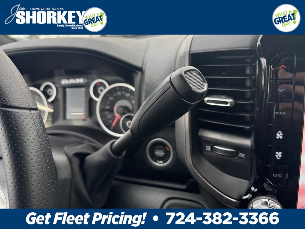 2026 RAM 5500HD Tradesman DRW 4x4 / 6.7L Diesel / 84" CA *PENDING SALE*