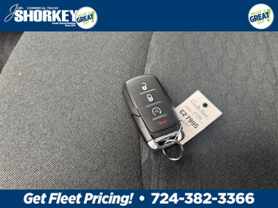 2026 RAM 5500HD Tradesman DRW 4x4 / 6.7L Diesel / 84" CA *PENDING SALE*