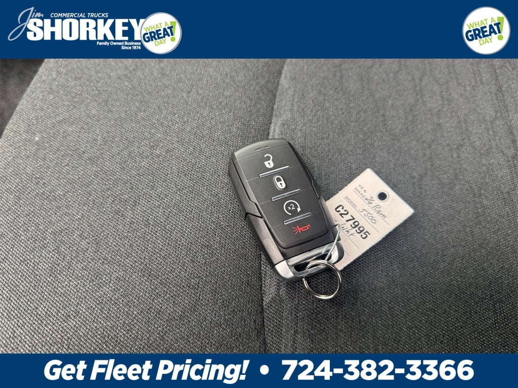 2026 RAM 5500HD Tradesman DRW 4x4 / 6.7L Diesel / 84" CA *PENDING SALE*