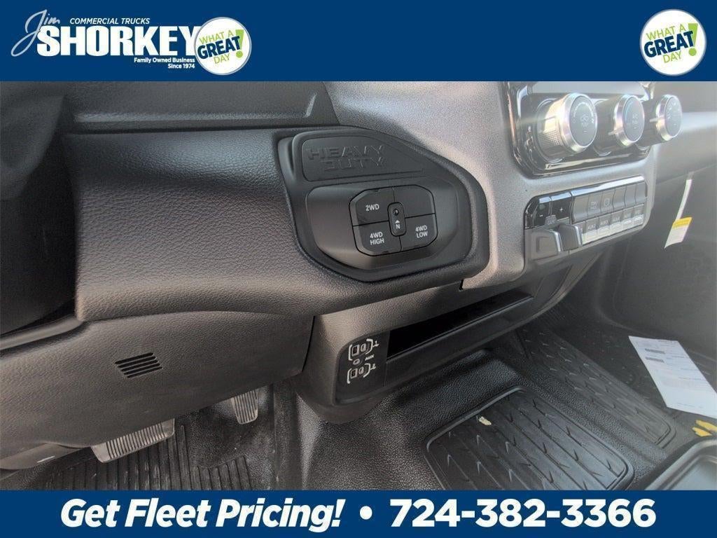 2026 RAM 5500 Tradesman DRW 4x4 / 6.7L Diesel / 11' Aluminum Flatbed