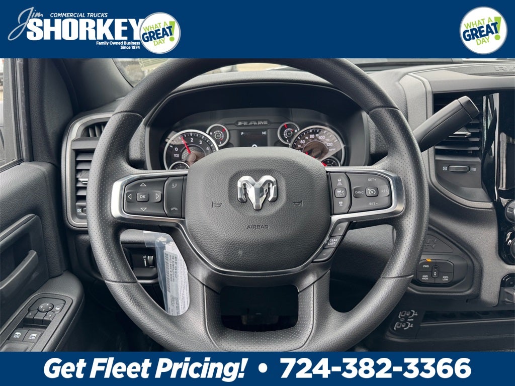 2026 RAM 3500 Tradesman DRW 4x4 / 6.4L Hemi / 9'7" Steel Dump @ZORESCO