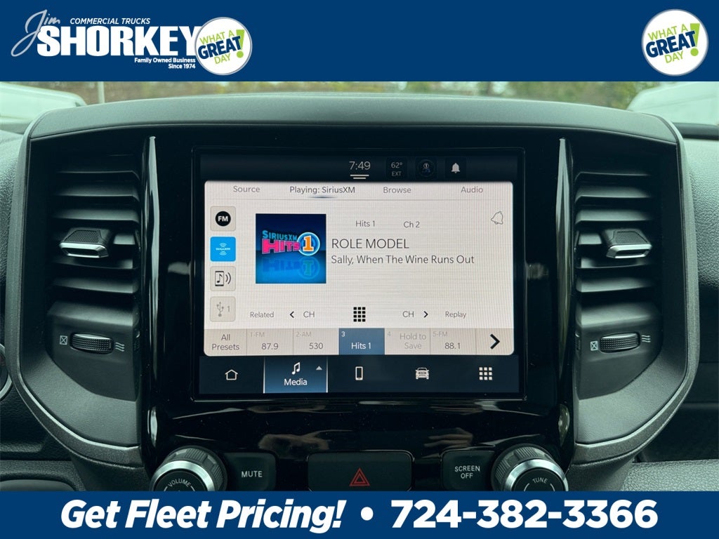 2026 RAM 3500 Tradesman DRW 4x4 / 6.4L Hemi / 9'7" Steel Dump @ZORESCO