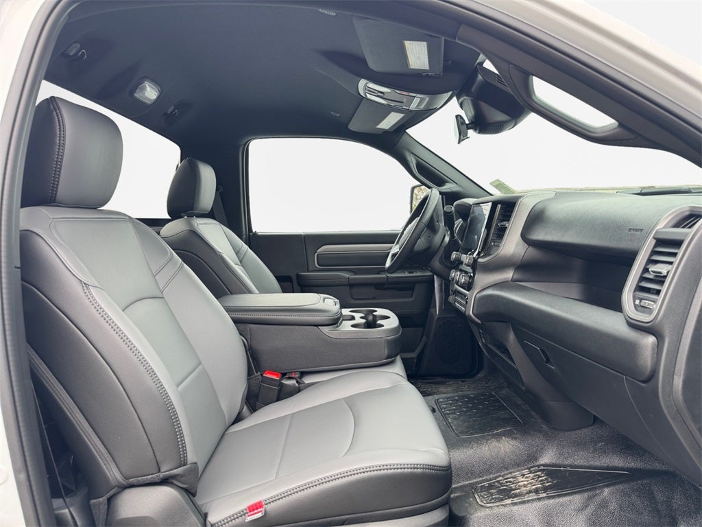 2026 RAM 3500 Tradesman DRW 4x4 / 6.4L Hemi / 9'7" Steel Dump @ZORESCO