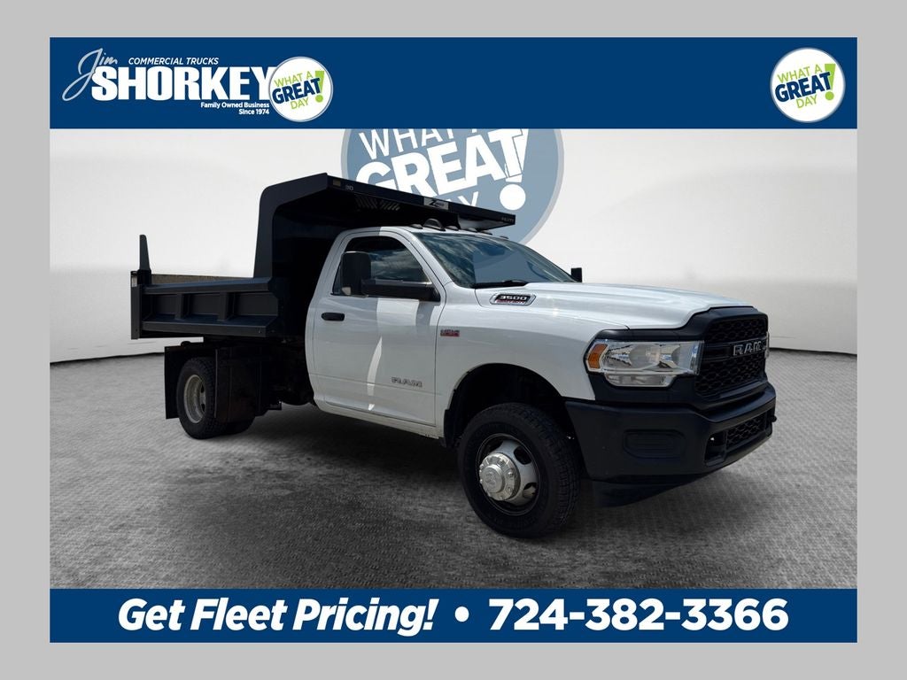 2019 RAM 3500 Tradesman DRW 4x4 / 6.4L Hemi V8 / 9'7" Steel Dump
