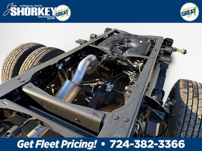 2027 RAM 3500 Tradesman DRW 4x4 / 6.4L V8 / 60" CA Chassis