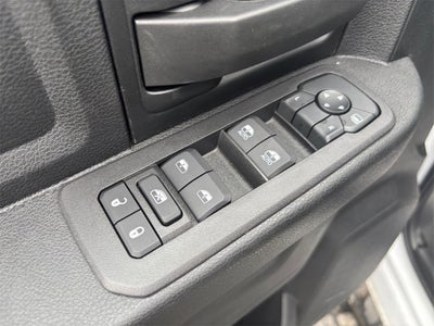 2026 RAM 3500 Tradesman DRW 4x4 / 6.7L Diesel / 9' Service Body