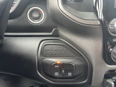 2026 RAM 3500 Tradesman DRW 4x4 / 6.7L Diesel / 9' Service Body