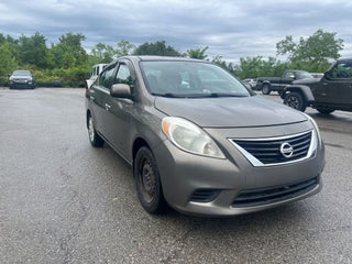 2012 Nissan Versa 1.6 SV