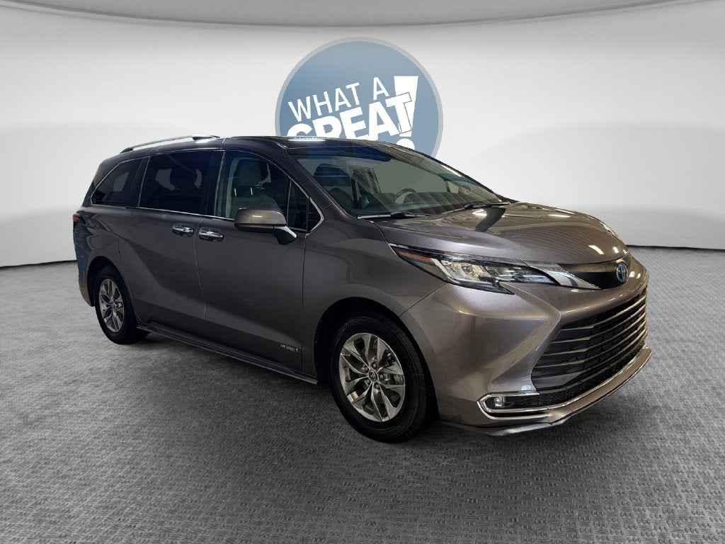 2021 Toyota Sienna XLE 7 Passenger
