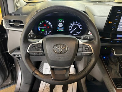 2021 Toyota Sienna XLE 7 Passenger
