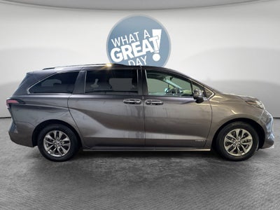 2021 Toyota Sienna XLE 7 Passenger