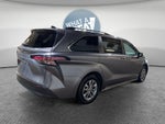 2021 Toyota Sienna XLE 7 Passenger