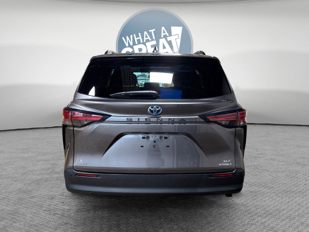 2021 Toyota Sienna XLE 7 Passenger