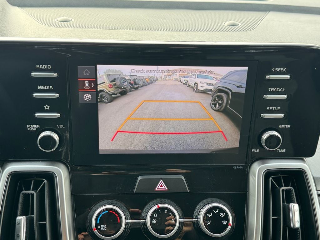 2023 Kia Sorento LX