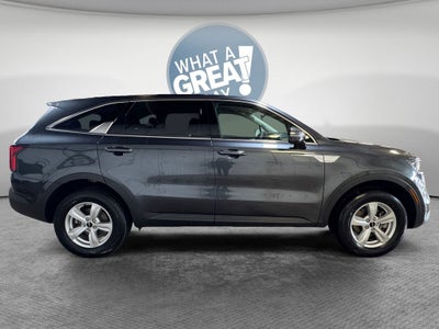 2023 Kia Sorento LX