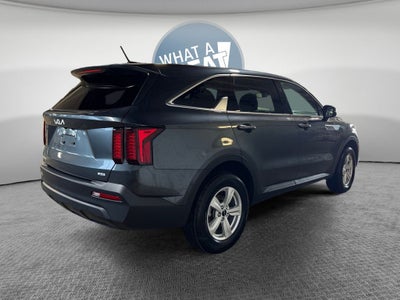 2023 Kia Sorento LX