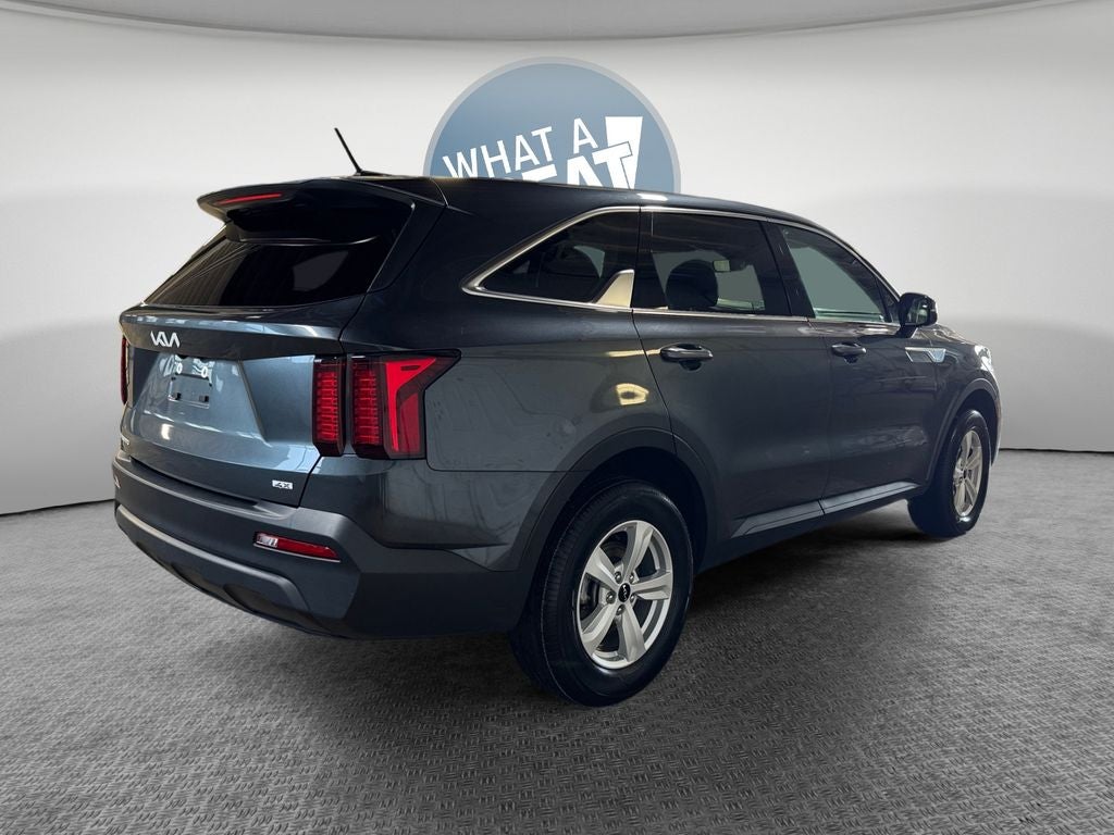 2023 Kia Sorento LX