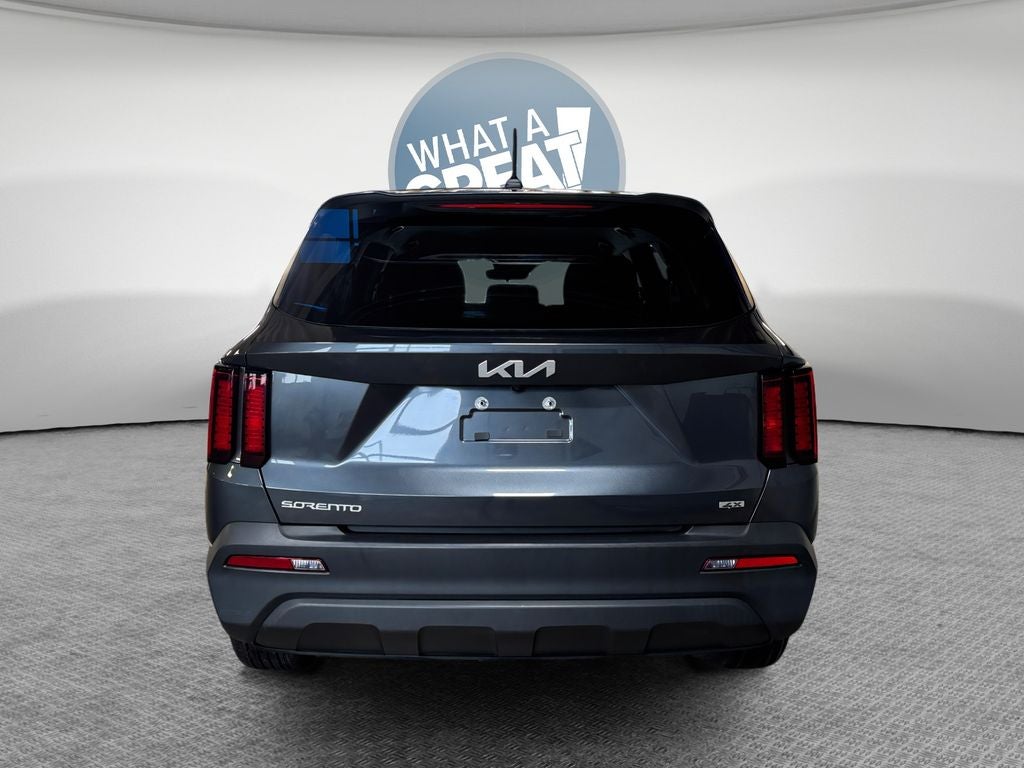 2023 Kia Sorento LX