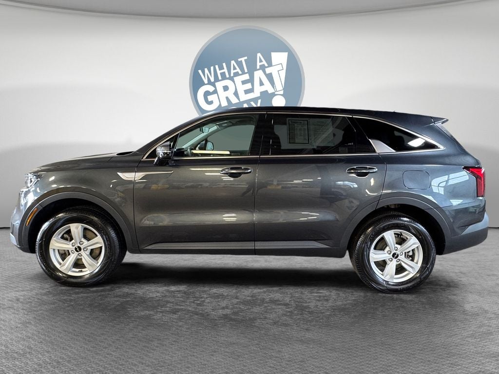 2023 Kia Sorento LX
