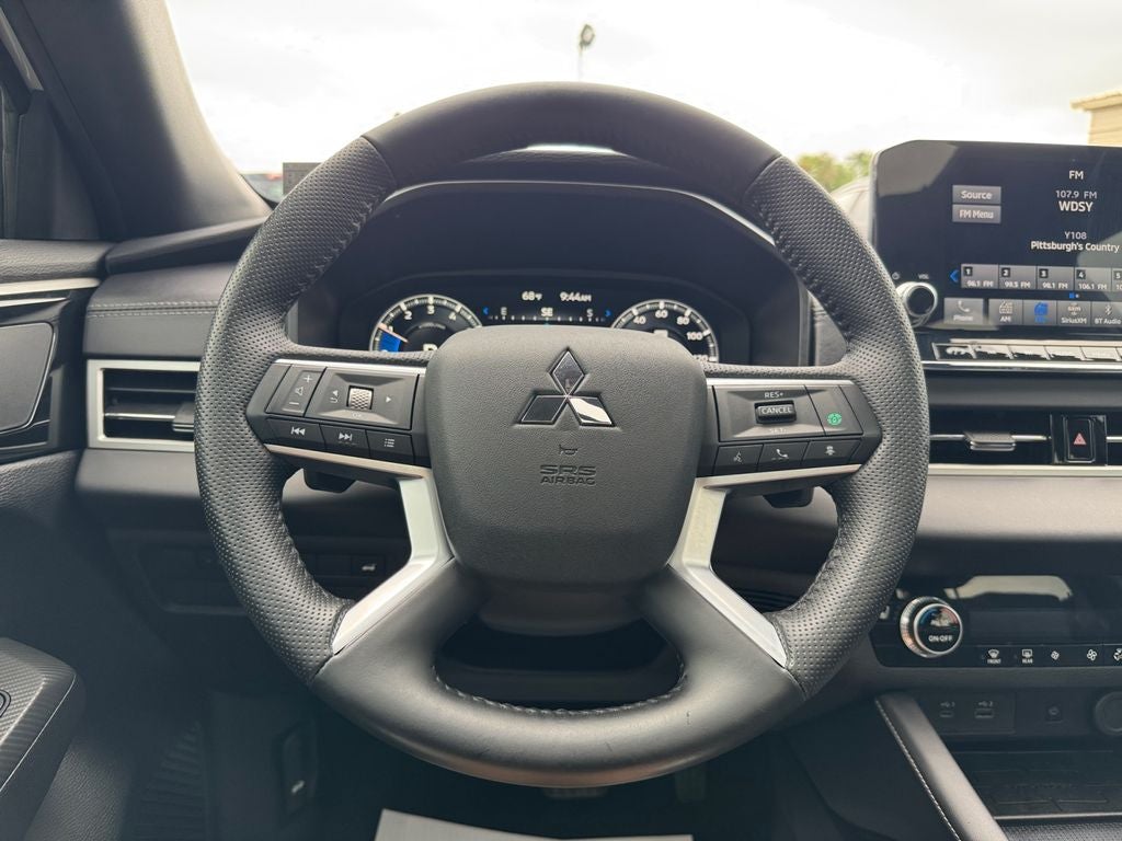 2024 Mitsubishi Outlander SE Black Edition