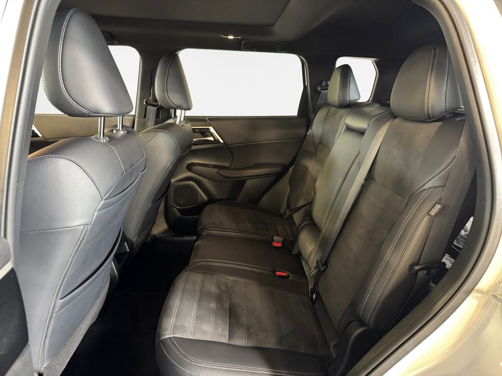 2024 Mitsubishi Outlander SE Black Edition