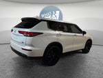 2024 Mitsubishi Outlander SE Black Edition