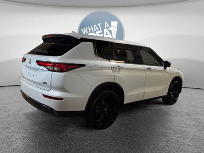 2024 Mitsubishi Outlander SE Black Edition