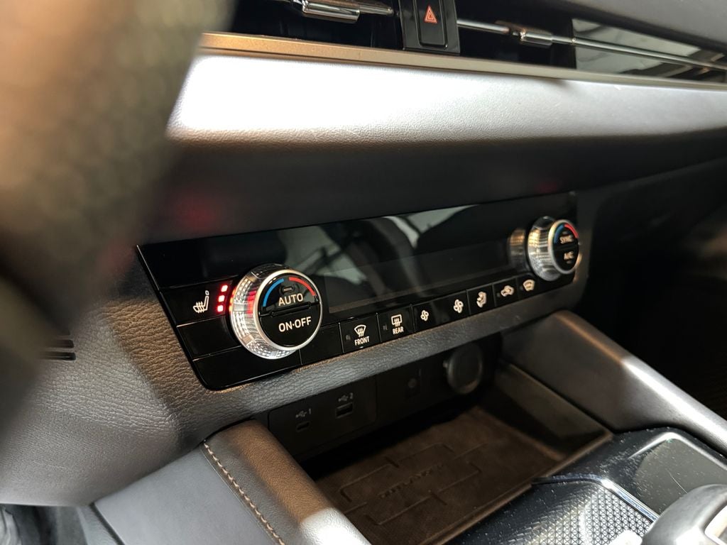 2024 Mitsubishi Outlander SE Black Edition