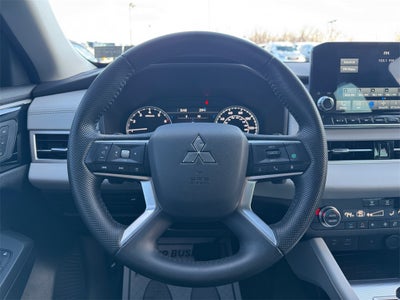 2022 Mitsubishi Outlander SEL
