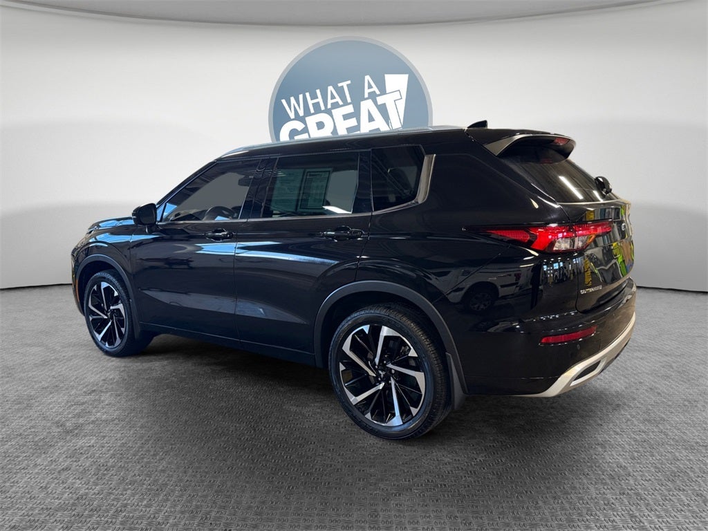 2022 Mitsubishi Outlander SEL