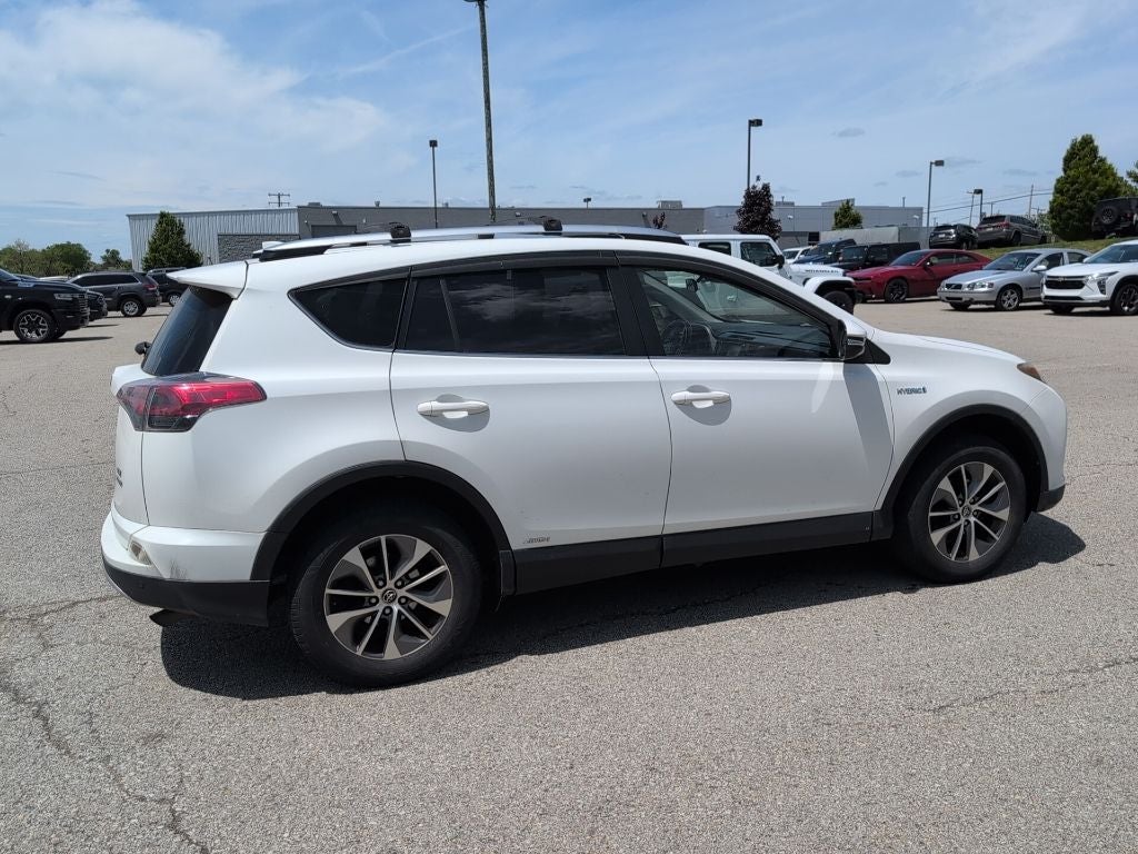 2016 Toyota RAV4 Hybrid XLE