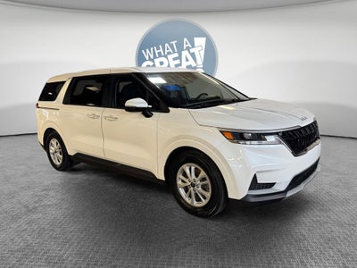 2024 Kia Carnival LX