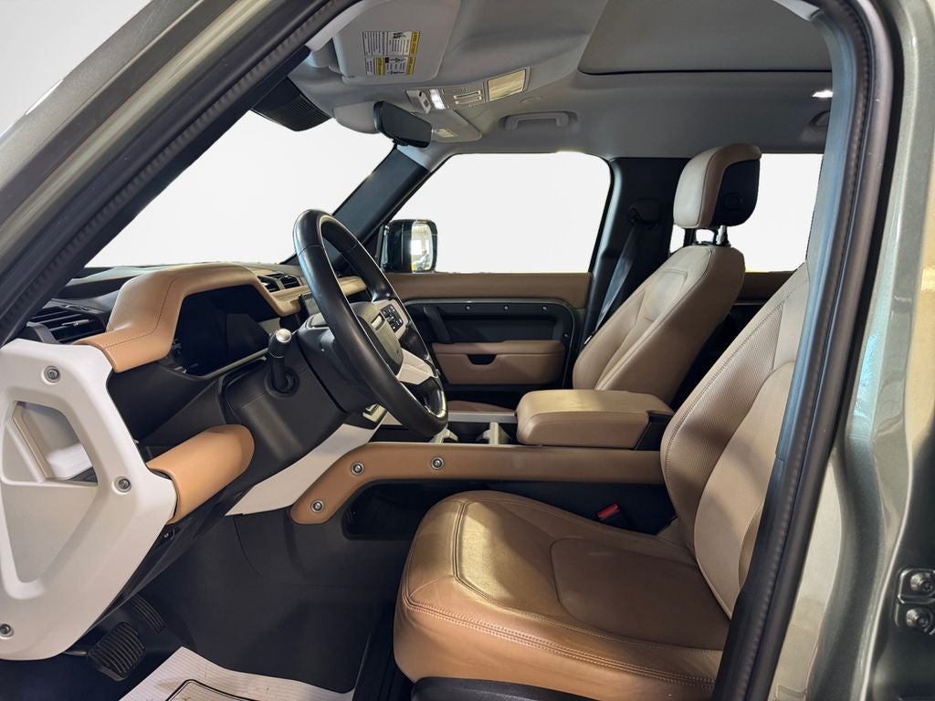 2025 Land Rover Defender 130 S