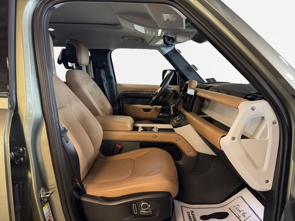 2025 Land Rover Defender 130 S