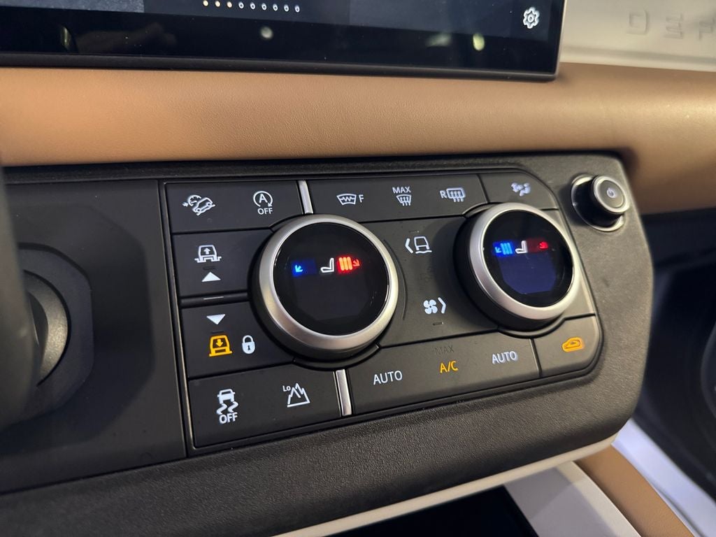 2025 Land Rover Defender 130 S
