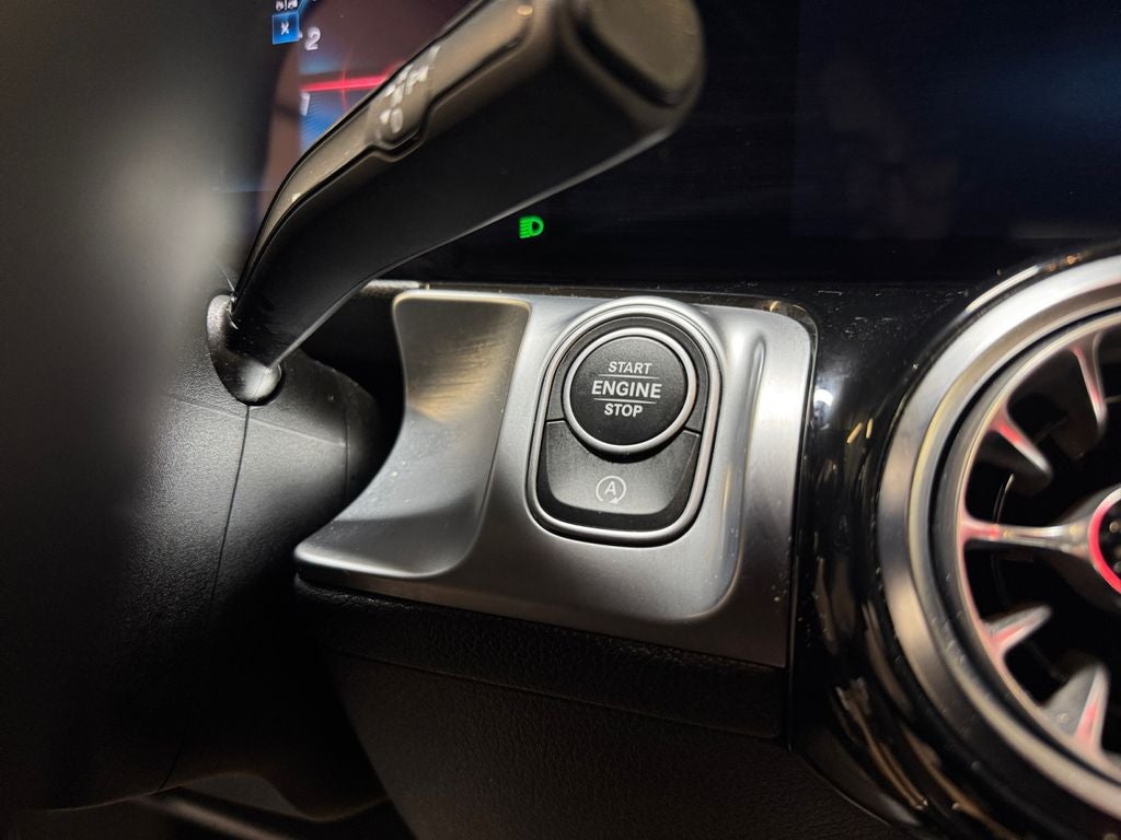 2023 Mercedes-Benz GLB GLB 250 4MATIC®